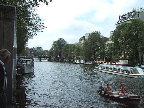 Fotos Boote im Kanal | Amsterdam