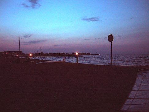 Der Strand beim Sonnenuntergang